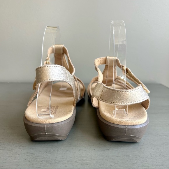 Hotter Sol Sandals Gold T Strap Leather Size 9 Strappy Leather Comfort Neutral - Picture 5 of 12